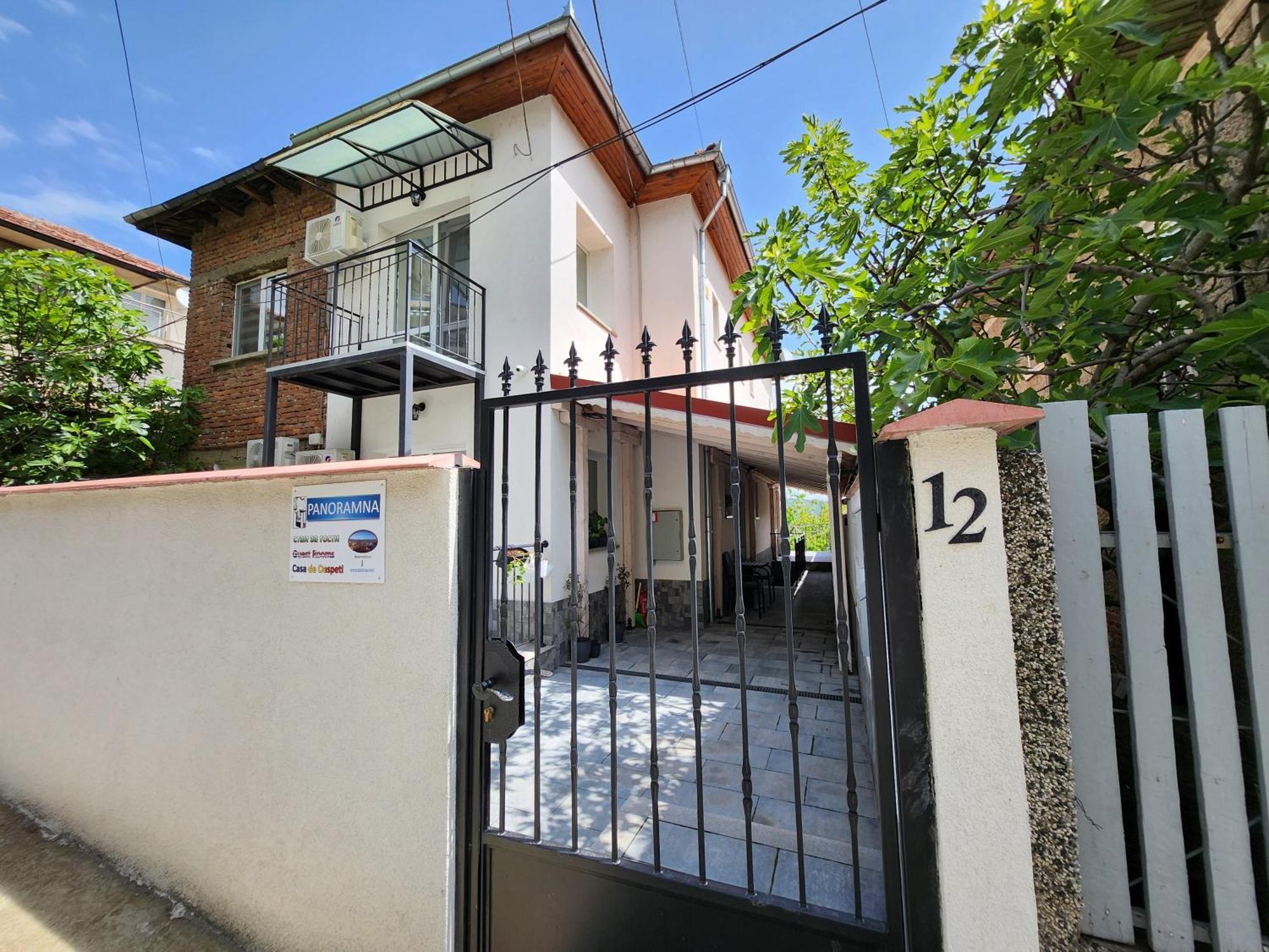 Panoramna - Guest Rooms Veliko Turnovo Bagian luar foto